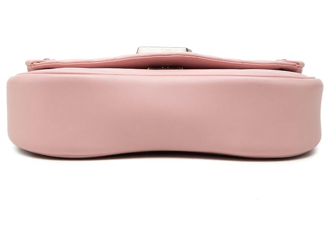 Borsa Louis Vuitton New Wave Chain Bag MM rosa - vista 3