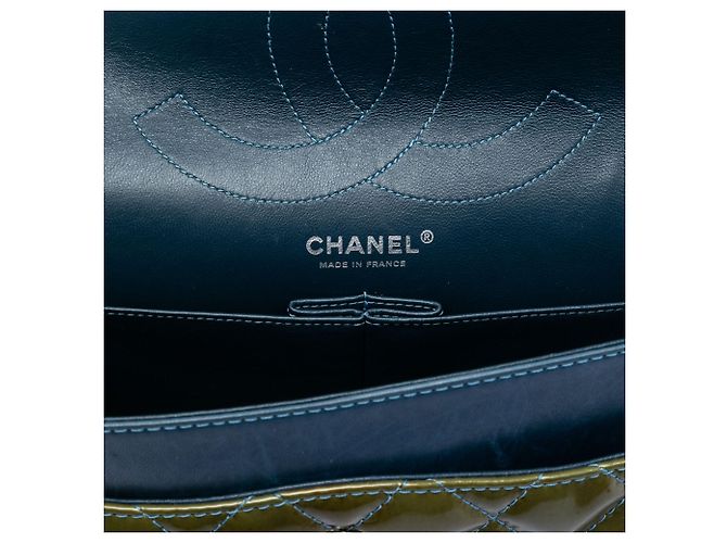 Borsa a tracolla Chanel Quilted Patent Reissue 2.55 Double Flap 227 marrone - vista 5