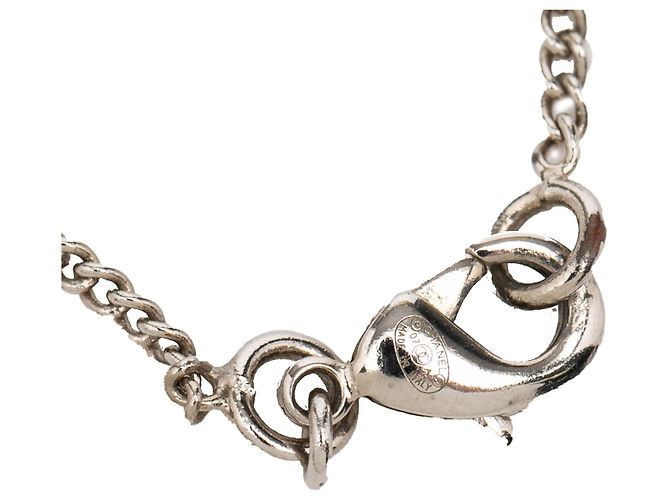Chanel CC Silberne Halskette mit Strassanhänger, versilbert - Ansicht 4