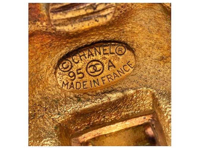 Orecchini a clip in smalto placcato oro Gold Chanel CC D'oro - vista 3