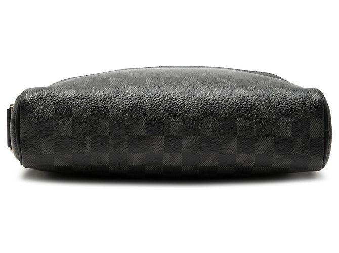 Borsa a tracolla Louis Vuitton Damier Graphite Dayton Reporter MM nera Nero - vista 3
