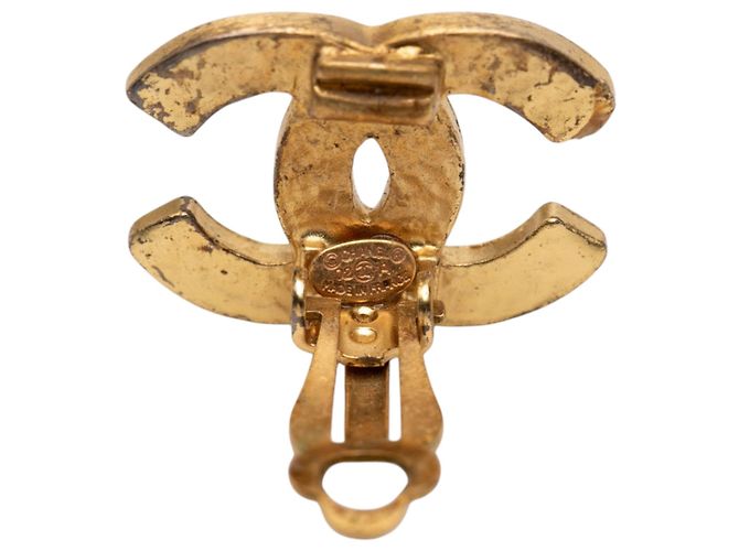 Chanel CC Clip-On-Ohrringe aus schwarzem Emaille und vergoldet - Ansicht 3