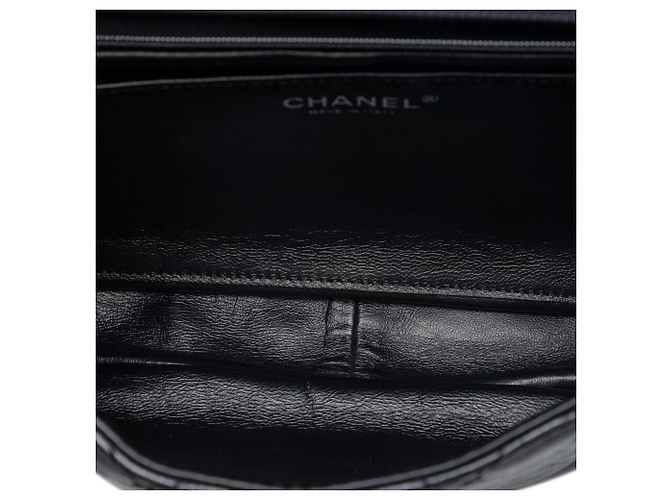 Borsa a tracolla Chanel Reissue 2.55 Chain Flap in agnello trapuntato iridescente nero - vista 4