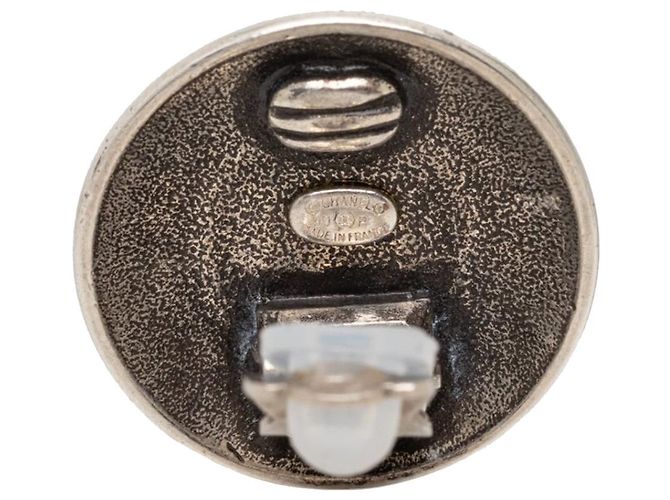 Orecchini a clip Chanel CC Target Round in ottone argentato Argento - vista 3