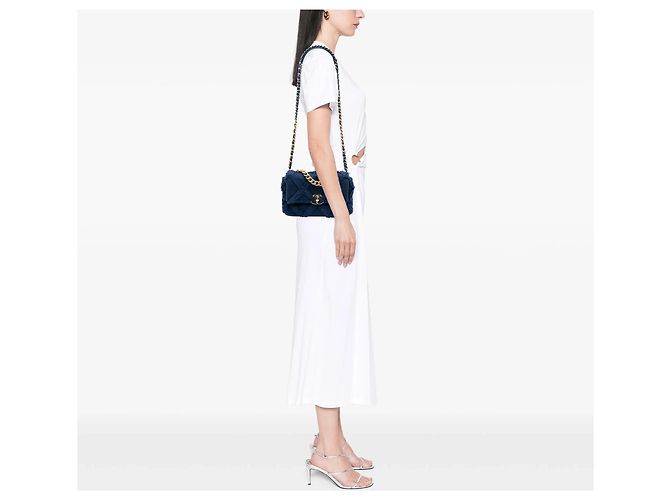 Bolso Chanel 19 de lona y algodón azul, tamaño Medium - vista 7