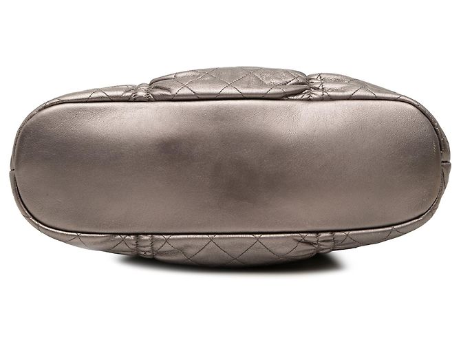 Borsa Chanel Quilted Metallic Lambskin Sharpei Argentata Argento - vista 3