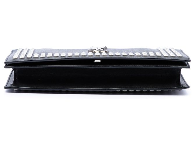 Clutch in pelle con monogramma e borchie nero Saint Laurent - vista 3