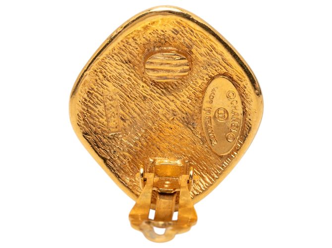 Orecchini a clip Chanel a rombi trapuntati placcati oro D'oro - vista 4