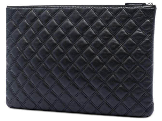 Clutch O Case in agnello trapuntato nero Chanel Large Double Stitch - vista 2