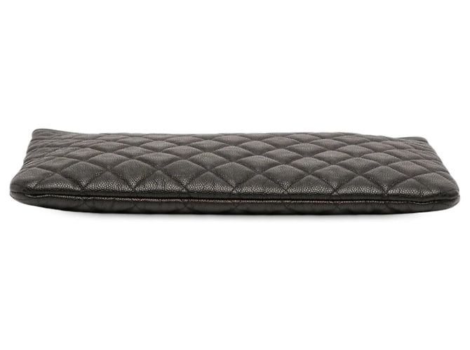 Chanel Boy O Case Clutch aus gestepptem Caviar Leder Schwarz Medium - Ansicht 3