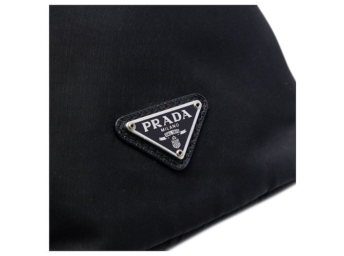 Schwarzer Prada Tessuto Beutel mit Kordelzug - Ansicht 4