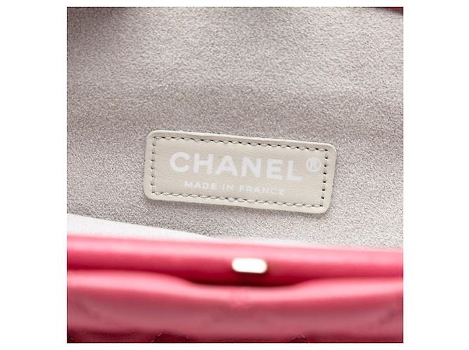 Clutch Kiss Lock in agnello trapuntato rosa Chanel - vista 5