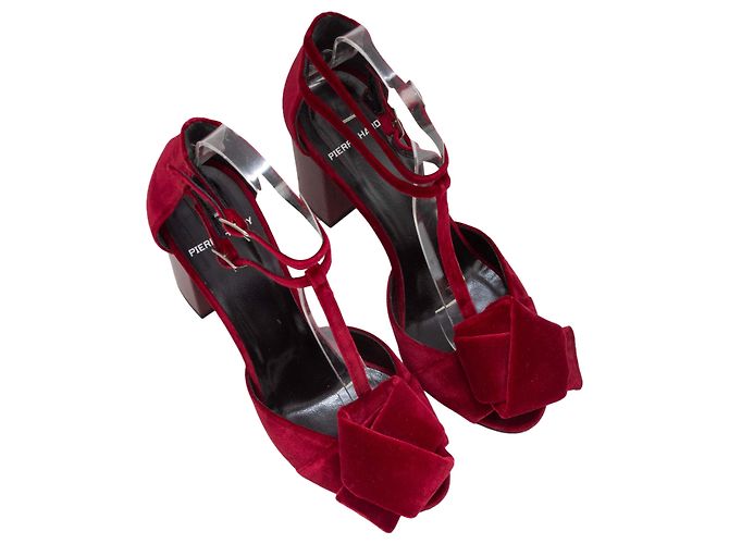 Sandali con tacco a T-strap in velluto rosso Pierre Hardy Taglia 37.5 - vista 2
