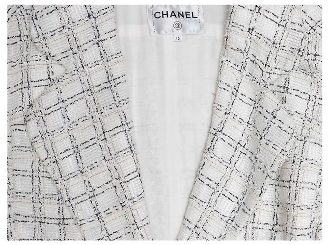 White & Black Chanel Checked Tweed Blazer Size FR 40 - view 7