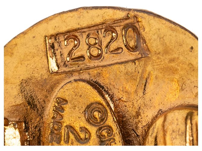 Orecchini a cerchio Chanel CC placcati oro D'oro - vista 4