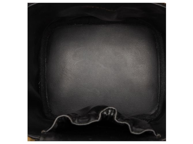 Vanity Beauty case Chanel CC Caviar nero - vista 4