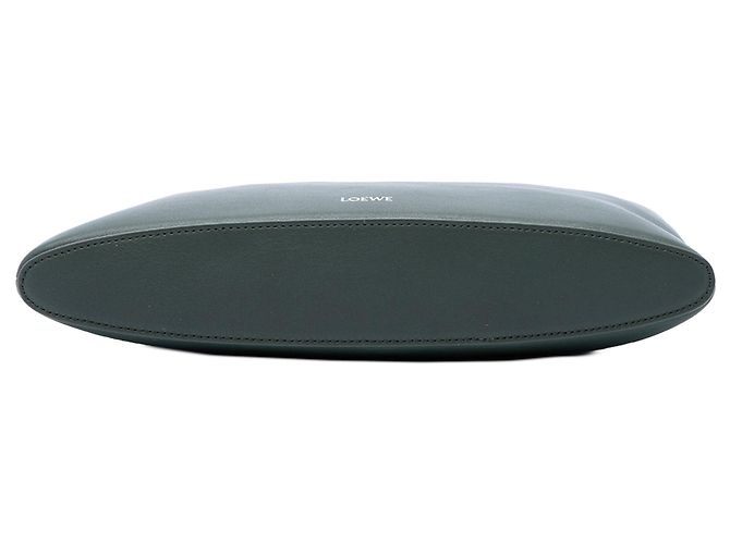 Clutch in pelle con logo verde LOEWE - vista 3