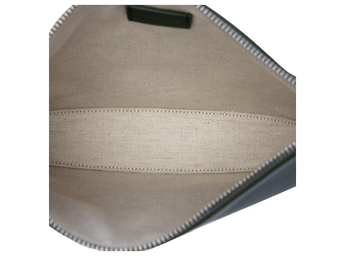Clutch in pelle con logo verde LOEWE - vista 4