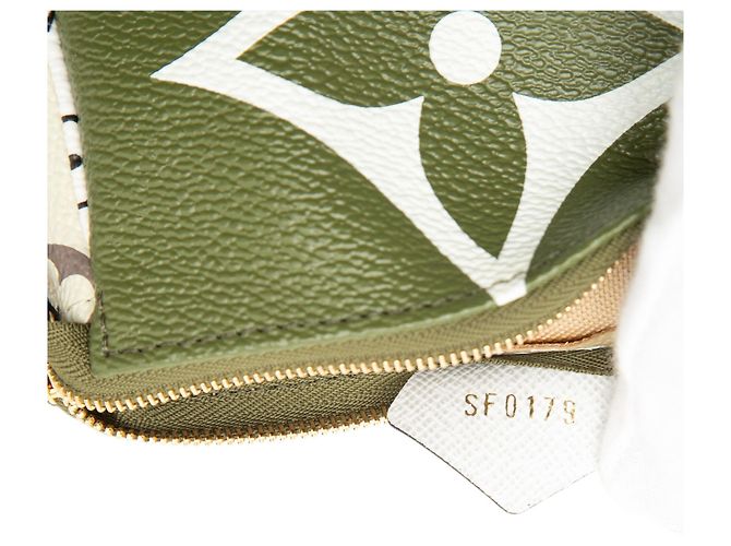 Pochette Green Louis Vuitton Monogram Giant Micro Pochette Accessoires Verde - vista 6