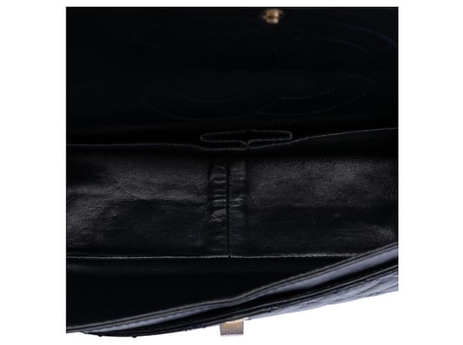 Borsa a tracolla Chanel Reissue 2.55 Double Flap 226 in pelle di vitello invecchiata trapuntata blu - vista 4