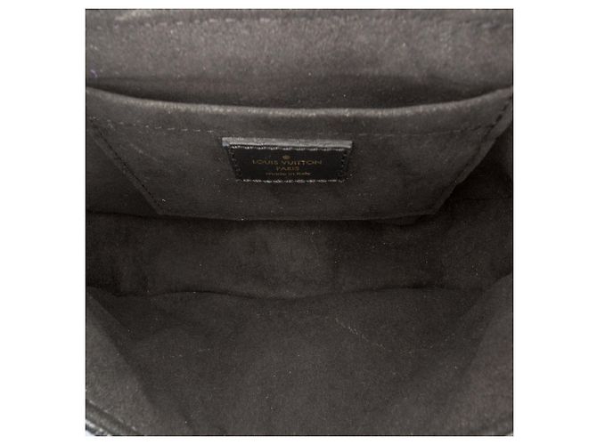 Borsa Louis Vuitton New Wave Chain Bag PM nera Nero - vista 4