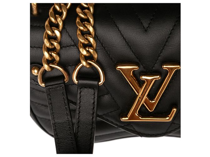 Borsa Louis Vuitton New Wave Chain Bag PM nera Nero - vista 8