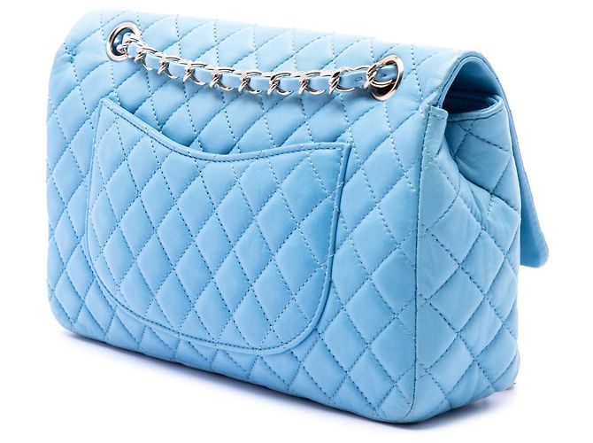 Borsa a tracolla Chanel Medium Classic Lambskin Blue con charm a cuore di San Valentino Single Flap - vista 2