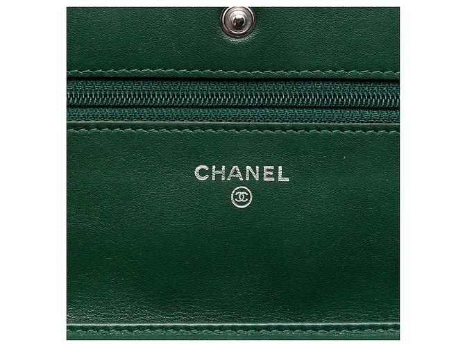 Wallet On Chain Borsa a tracolla con catena Chanel CC trapuntata in vernice verde - vista 5