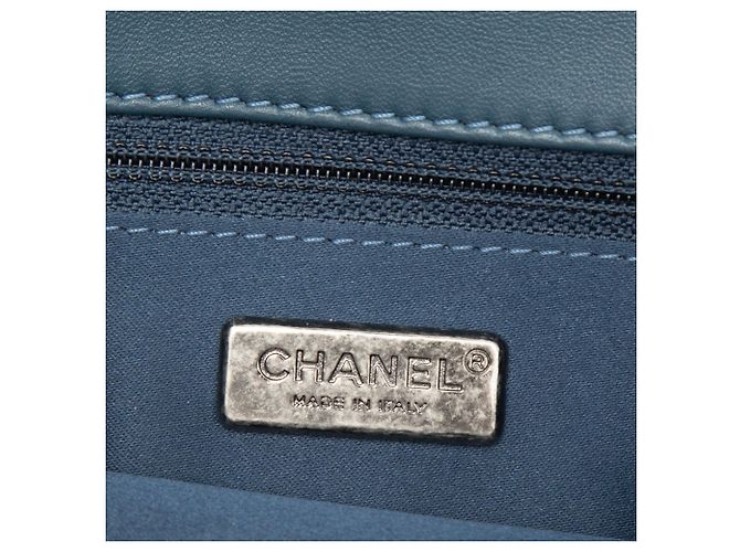 Clutch con paillettes Blue Chanel Coco Cuba con catena a tracolla - vista 5