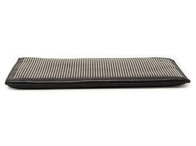 Clutch in pelle con borchie nero Saint Laurent - vista 3