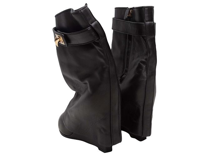 Botas Shark de cuero de punta afilada negras Givenchy Talla 38 Negro - vista 4