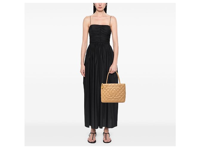 Tote Chanel Caviar Medallion beige - vista 7