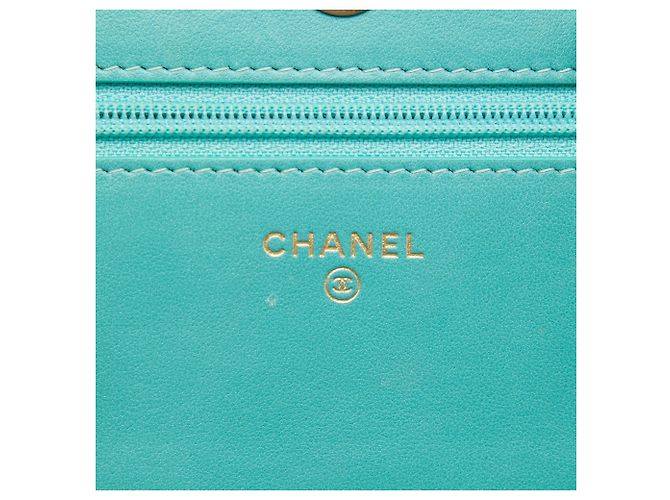 Portafoglio con catena Boy in velluto trapuntato blu Chanel - vista 5