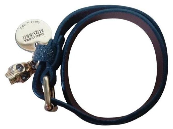 Bracciale in pelle con charm Skull Alexander McQueen Nero D'oro - vista 4
