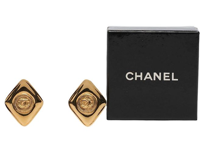 Orecchini a clip a forma di rombo placcati oro Gold Chanel CC D'oro - vista 4