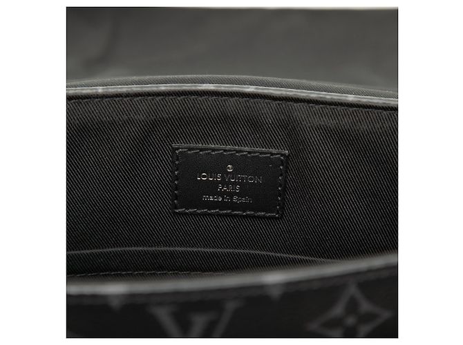 Louis Vuitton Monogram Eclipse District PM Crossbody Bag schwarz - Ansicht 5