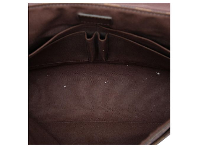 Borsa a tracolla Louis Vuitton District MM in Damier Ebene marrone - vista 4
