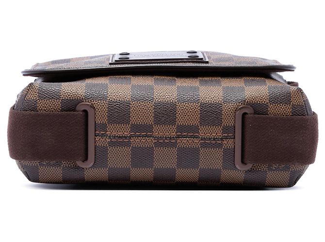 Bolso bandolera Louis Vuitton Damier Ebene Brooklyn PM Marrón Castaño - vista 3