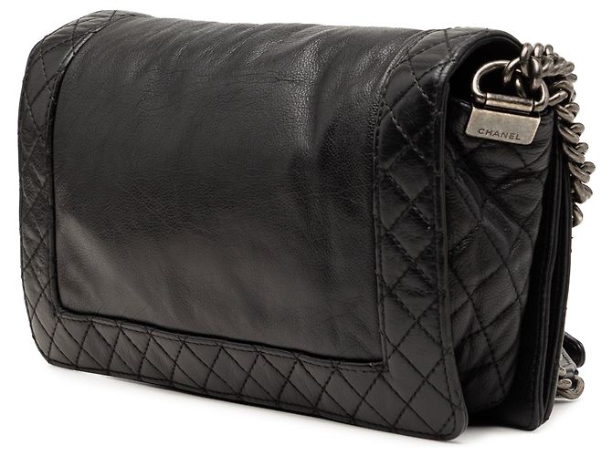 Borsa a tracolla Chanel Boy Reverso con patta in pelle di vitello nera Medium Nero - vista 2