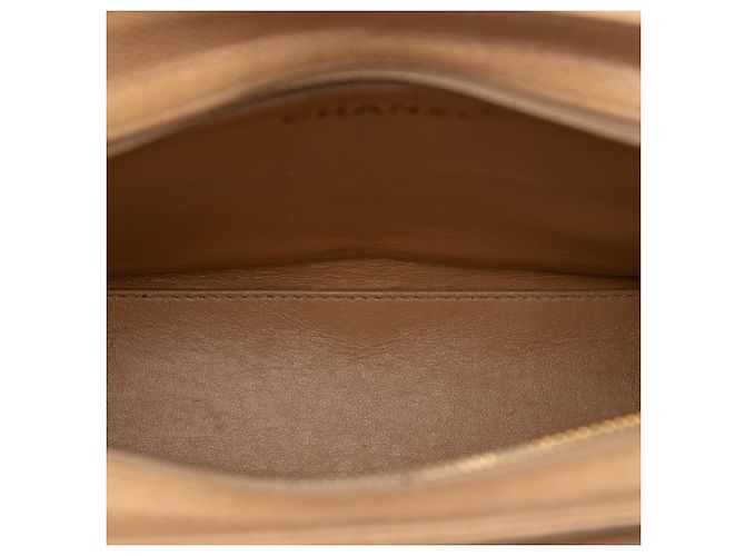 Tote Chanel CC Caviar Turn Lock Tan Cammello - vista 4