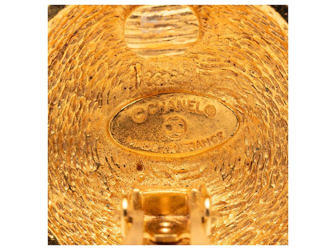 Orecchini a clip rotondi Chanel Gold Plated CC trapuntati Oro D'oro - vista 4