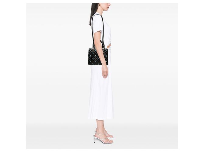 Borsa Lady Dior Medium in pelle di vitello nera con fiori ricamati Nero - vista 7
