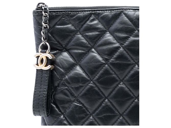 Clutch Chanel Gabrielle O Case in pelle di vitello invecchiata nera Large Nero - vista 7