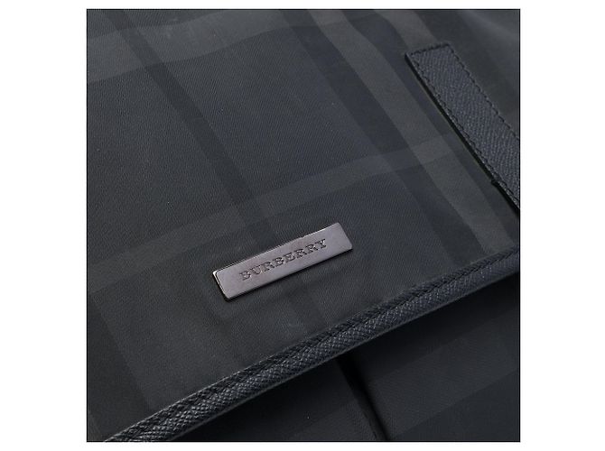 Borsa a tracolla in nylon Burberry Smoke Check grigio - vista 5