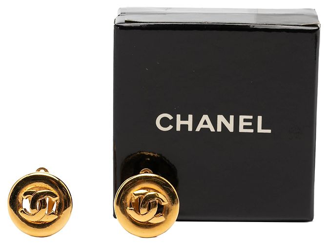 Orecchini a clip rotondi Chanel CC placcati oro D'oro - vista 4