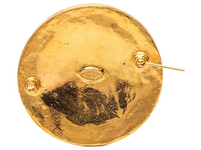 Spilla rotonda in filigrana placcata oro Chanel CC Gold D'oro - vista 3