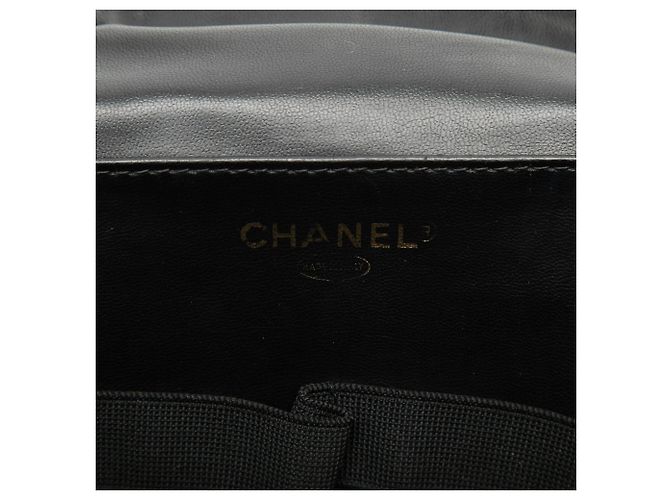 Vanity Beauty case Chanel CC Caviar nero - vista 5
