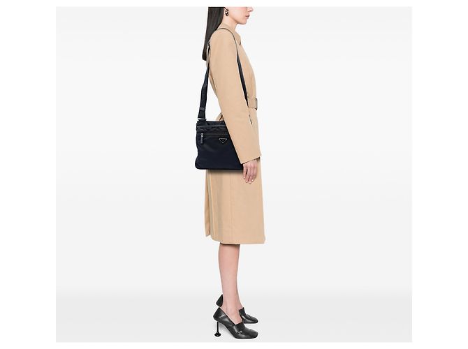 Borsa a tracolla Prada Tessuto con finiture in Saffiano nero - vista 7