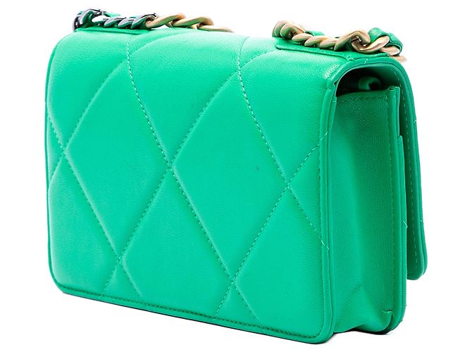 Wallet On Chain Grüner Chanel gesteppter Lammleder 19 Satchel mit Kette - Ansicht 2