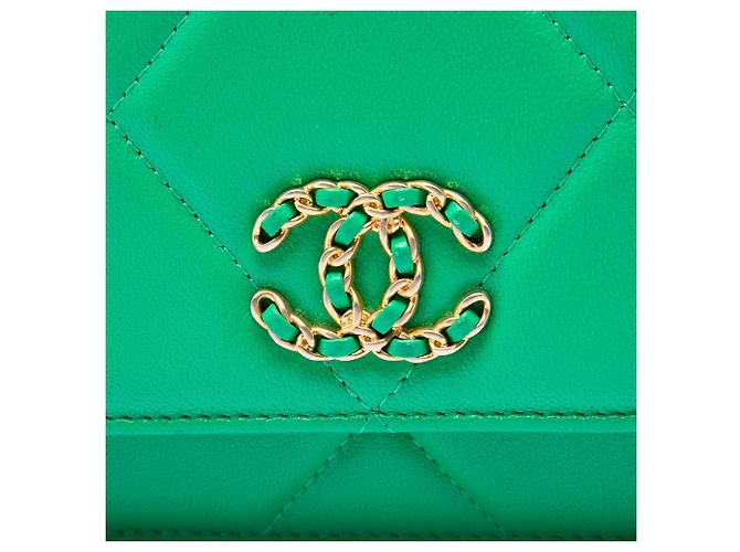 Wallet On Chain Grüner Chanel gesteppter Lammleder 19 Satchel mit Kette - Ansicht 5